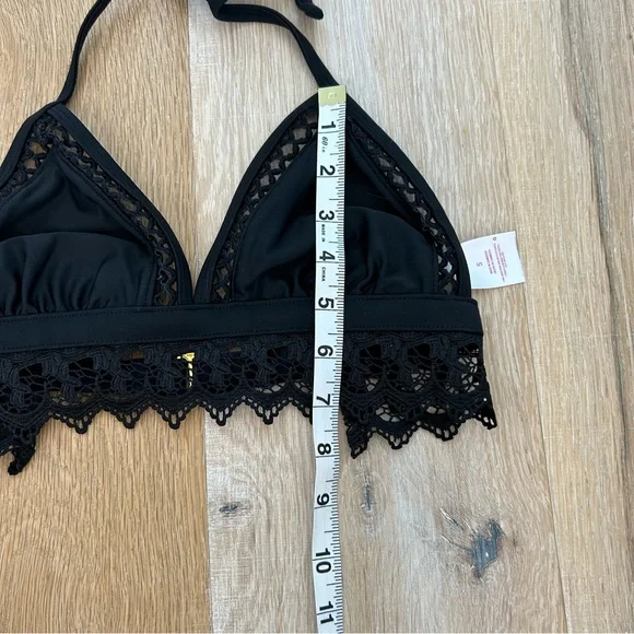 Xhilaration Black Triangle Bikini Top Size Small - Picture 3 of 5